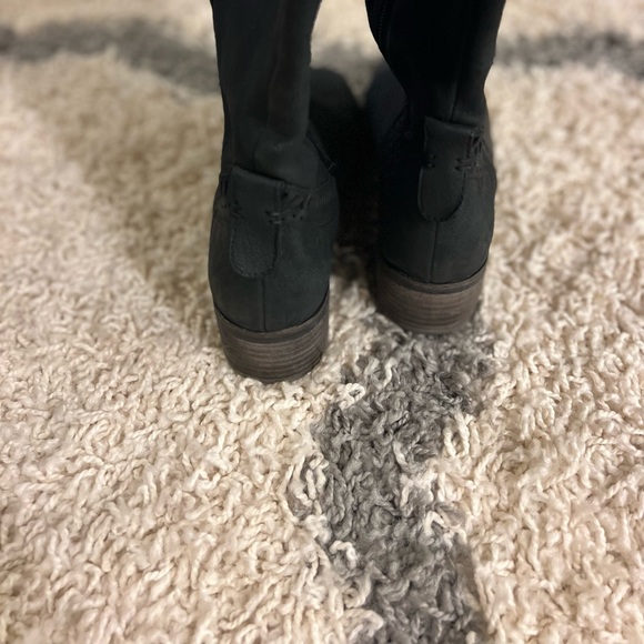 COPY - Like new Vince Camuto Karinda over the knee suede boots - Picture 8 of 14